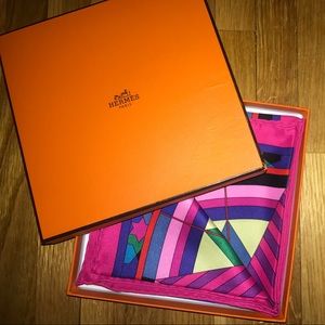 Hermes vintage 100% silk pocket square (brand new)
